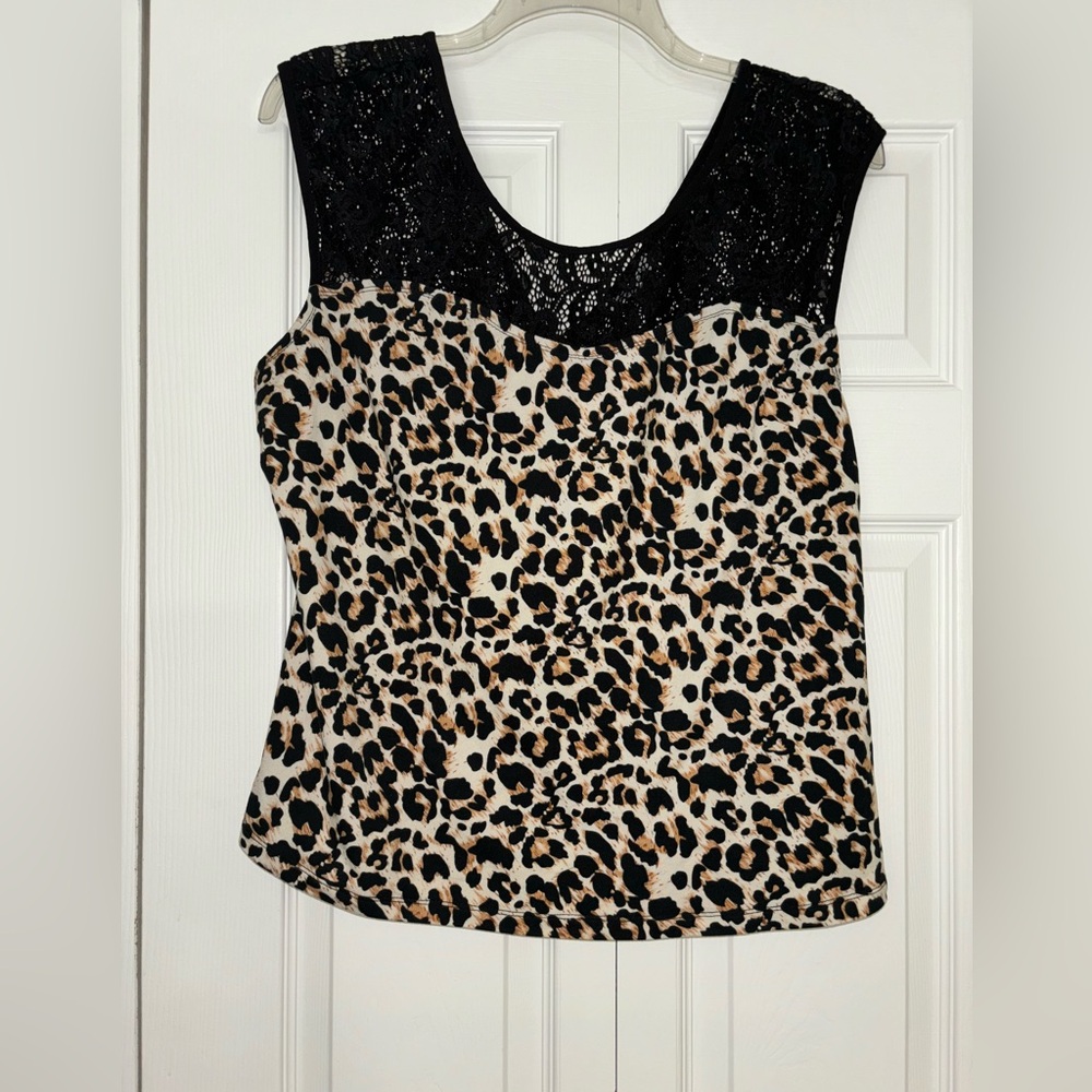 Leopard Print Sleeveless Top 3x